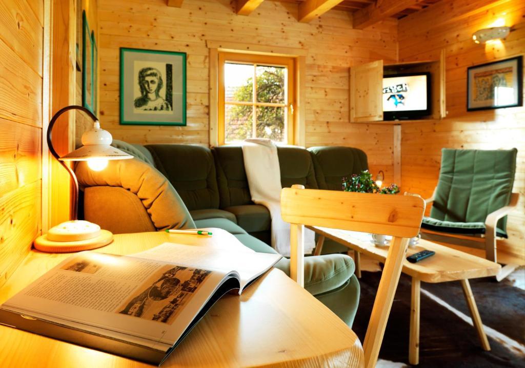 Farm Stay Pirc Laško Habitación foto