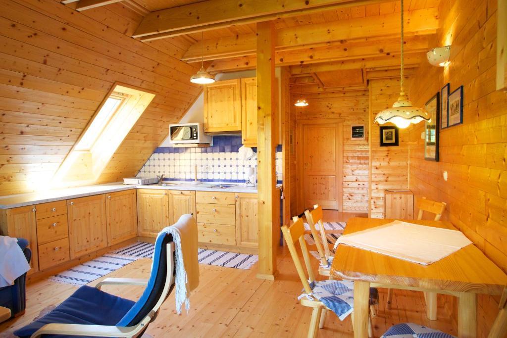 Farm Stay Pirc Laško Habitación foto